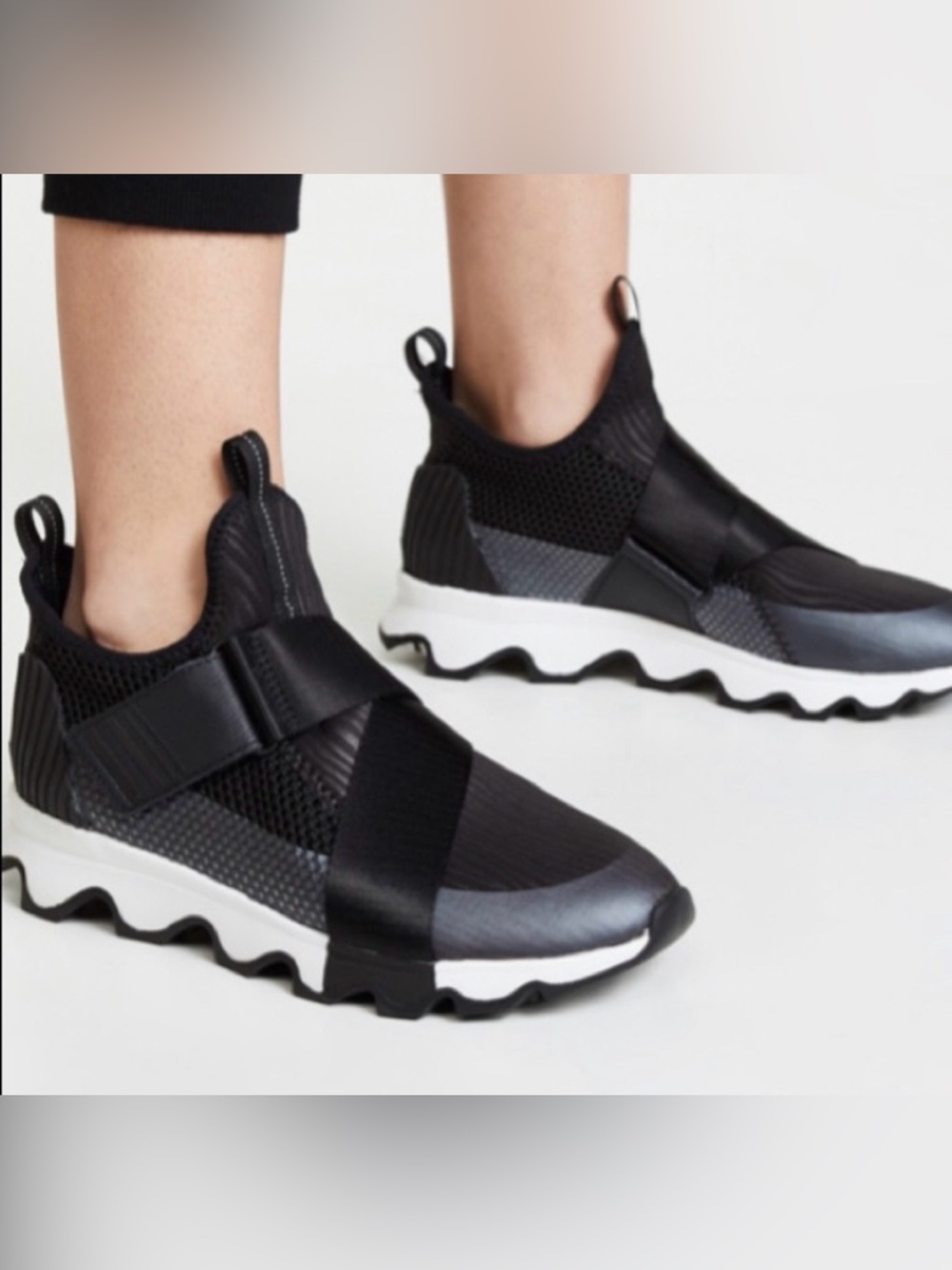 Sorel Women's Kinetic Sneaker Black/White Slip-on Shoes